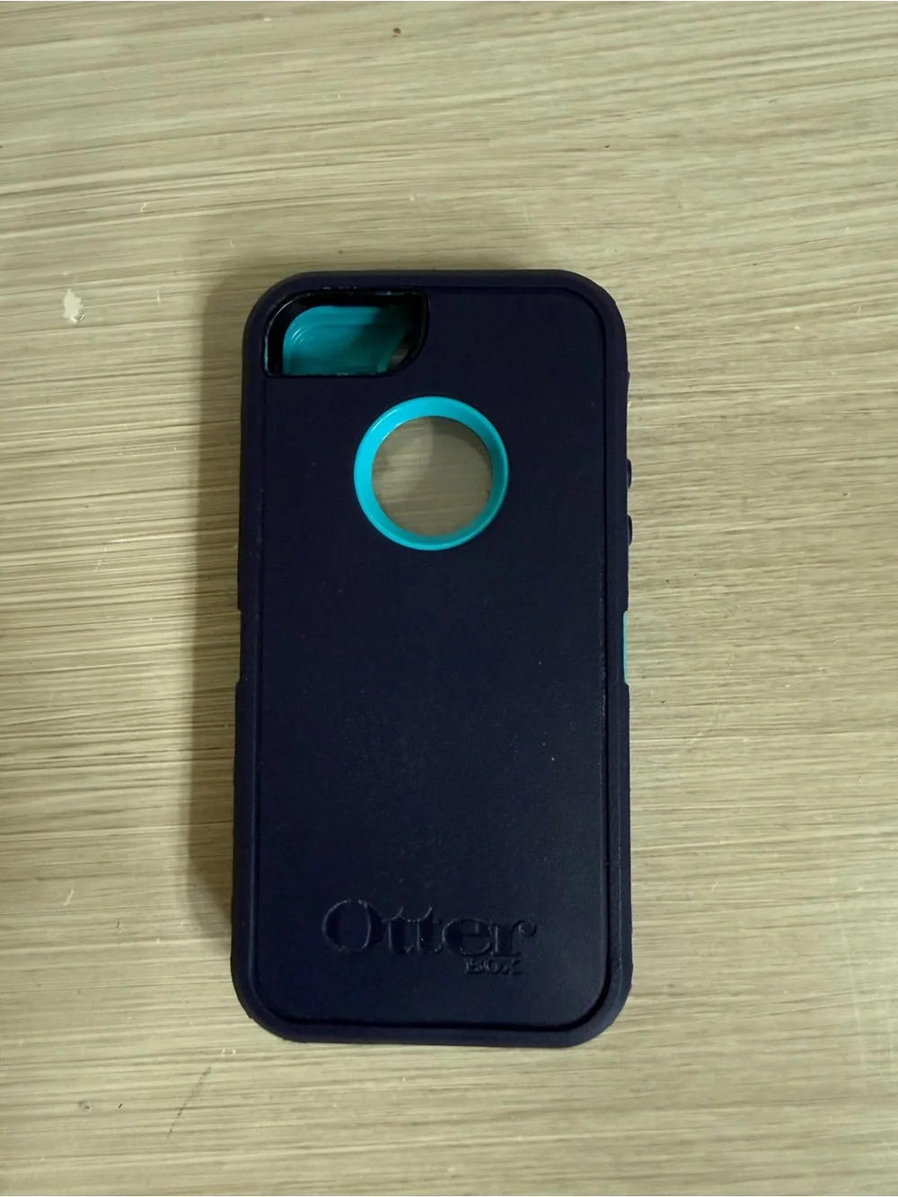 OtterBox Defender iPhone 5 Rugged Phone Case New with open box with phone clip